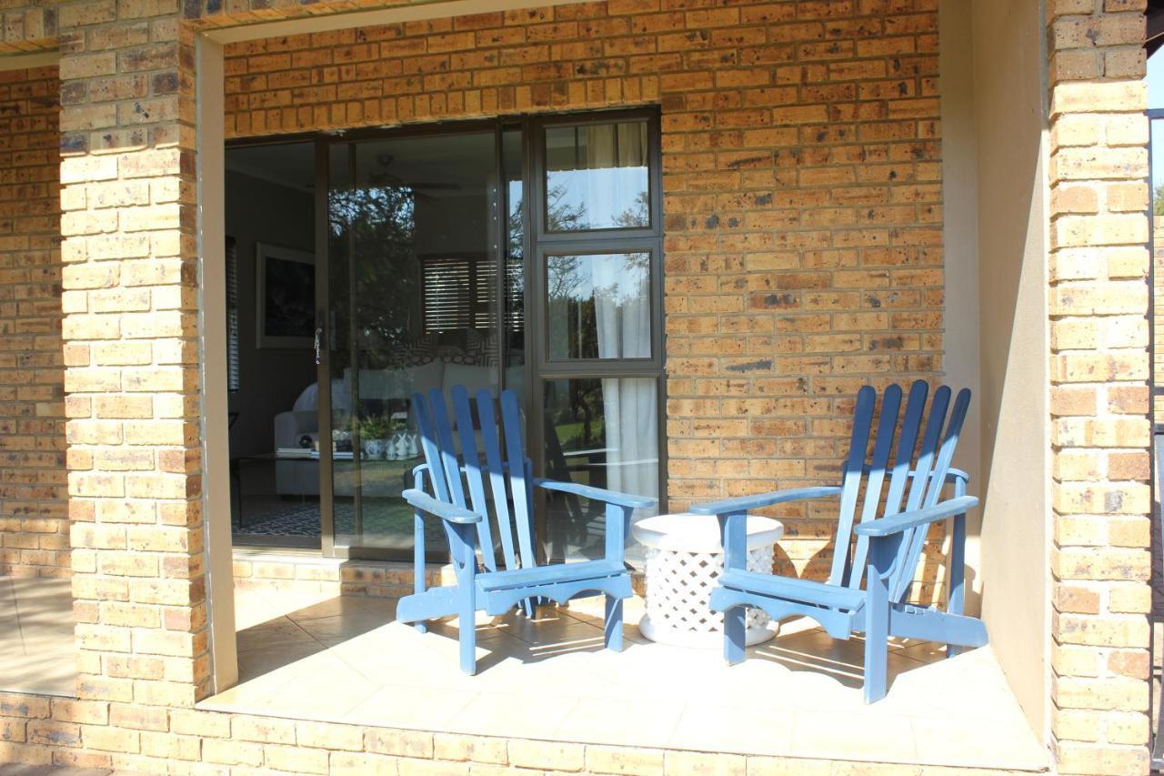 Karee & Wild Olive Guest Lodge Hekpoort Dış mekan fotoğraf